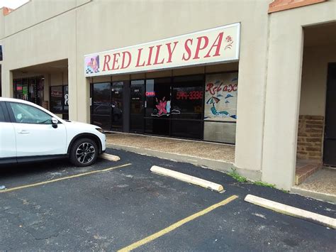 red lily spa reviews